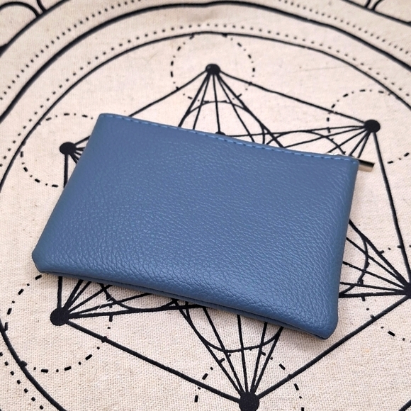 Blue zipper wallet vegan leather change purse credit card holder - Picture 1 of 5